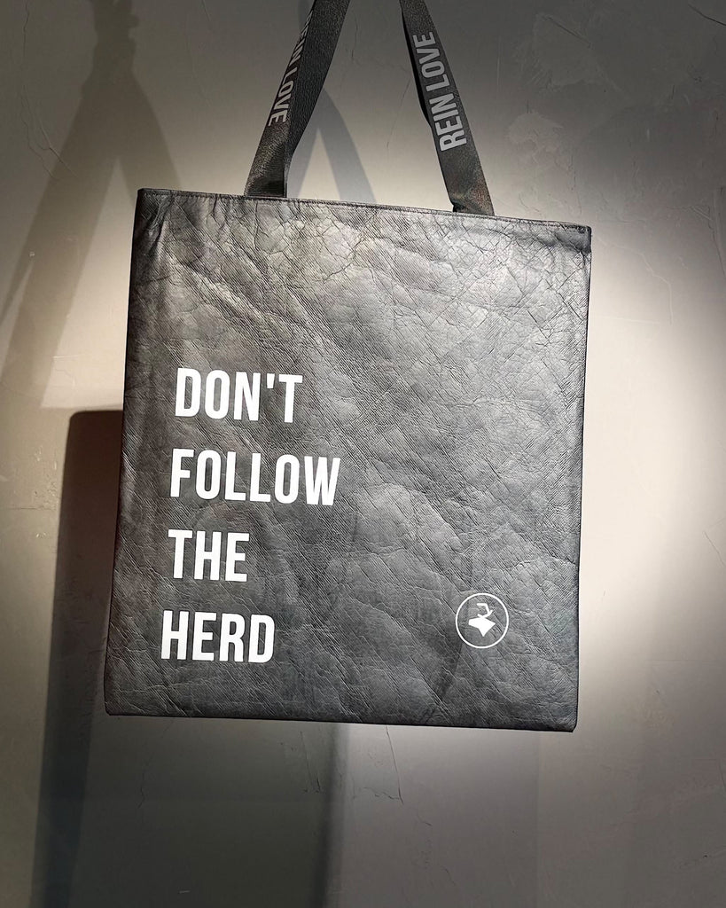 REIN LOVE SHOPPER BAGS
