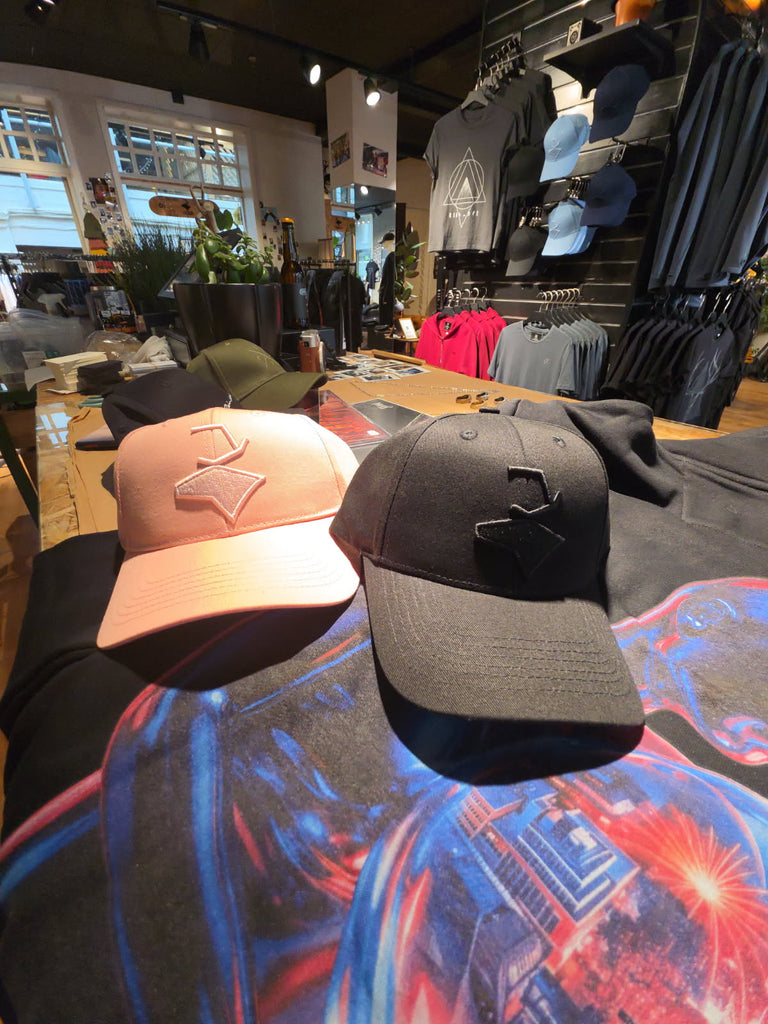 BASEBALL CAP