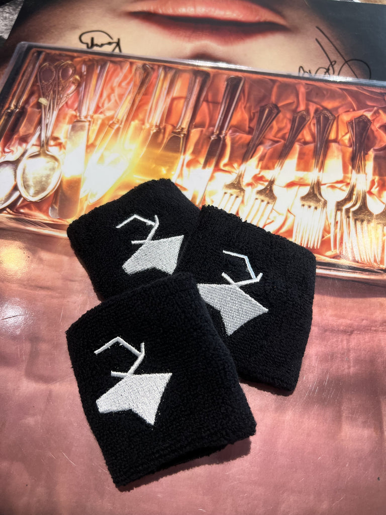 ICON WRISTBAND - BLACK