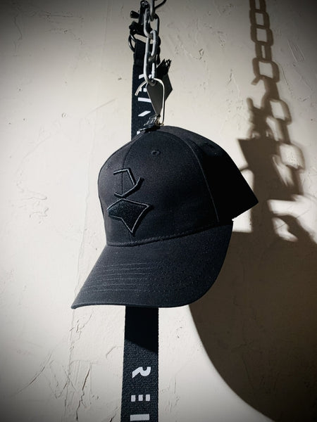 BASEBALL CAP